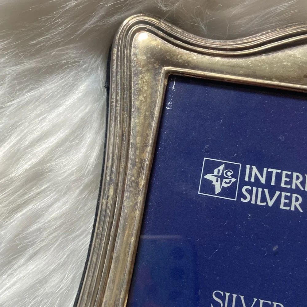 Vintage International Silver Co Silver Plated 5x7 Photo Frame Album